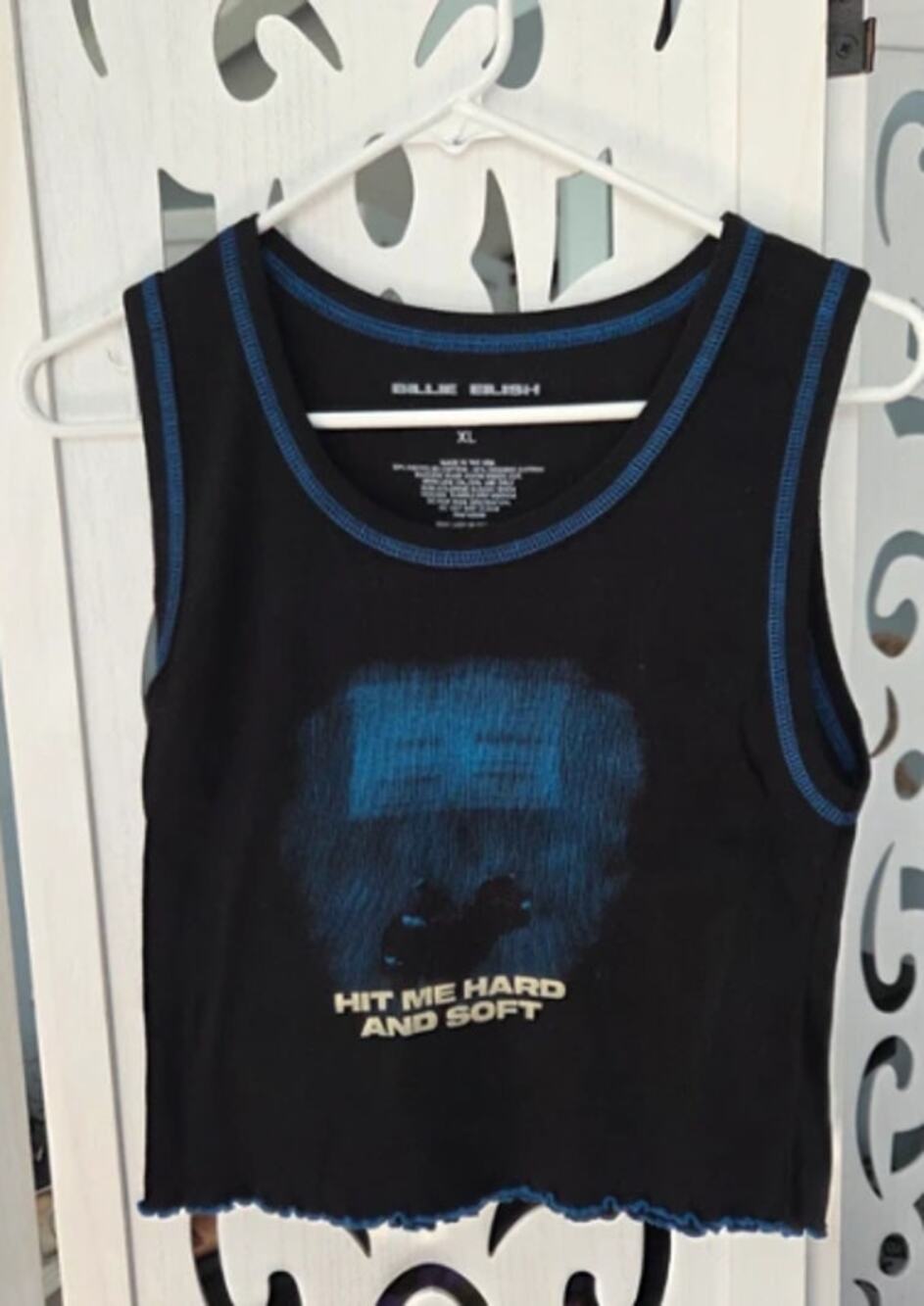 Billie Eilish Hit Me Hard and Soft Crop Tank Top Contrast Stitch Womens XL NWOT